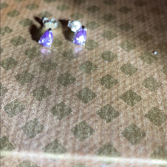 Amethyst stud earrings catch light like crazy - Picture 6 of 8